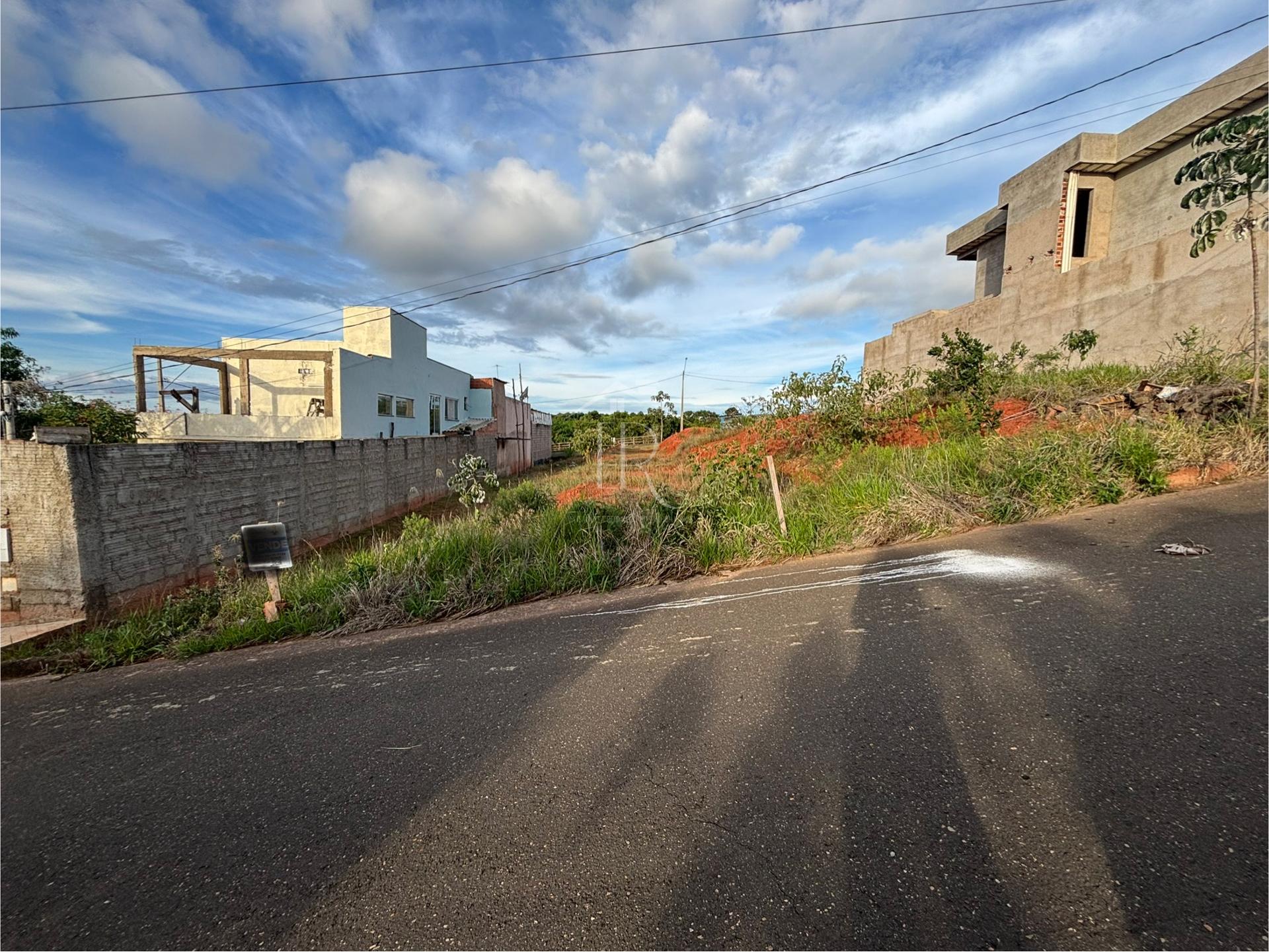 TERRENO À VENDA, JARDIM MEDITERRANE II, SAO SEBASTIAO DO PARAISO - MG