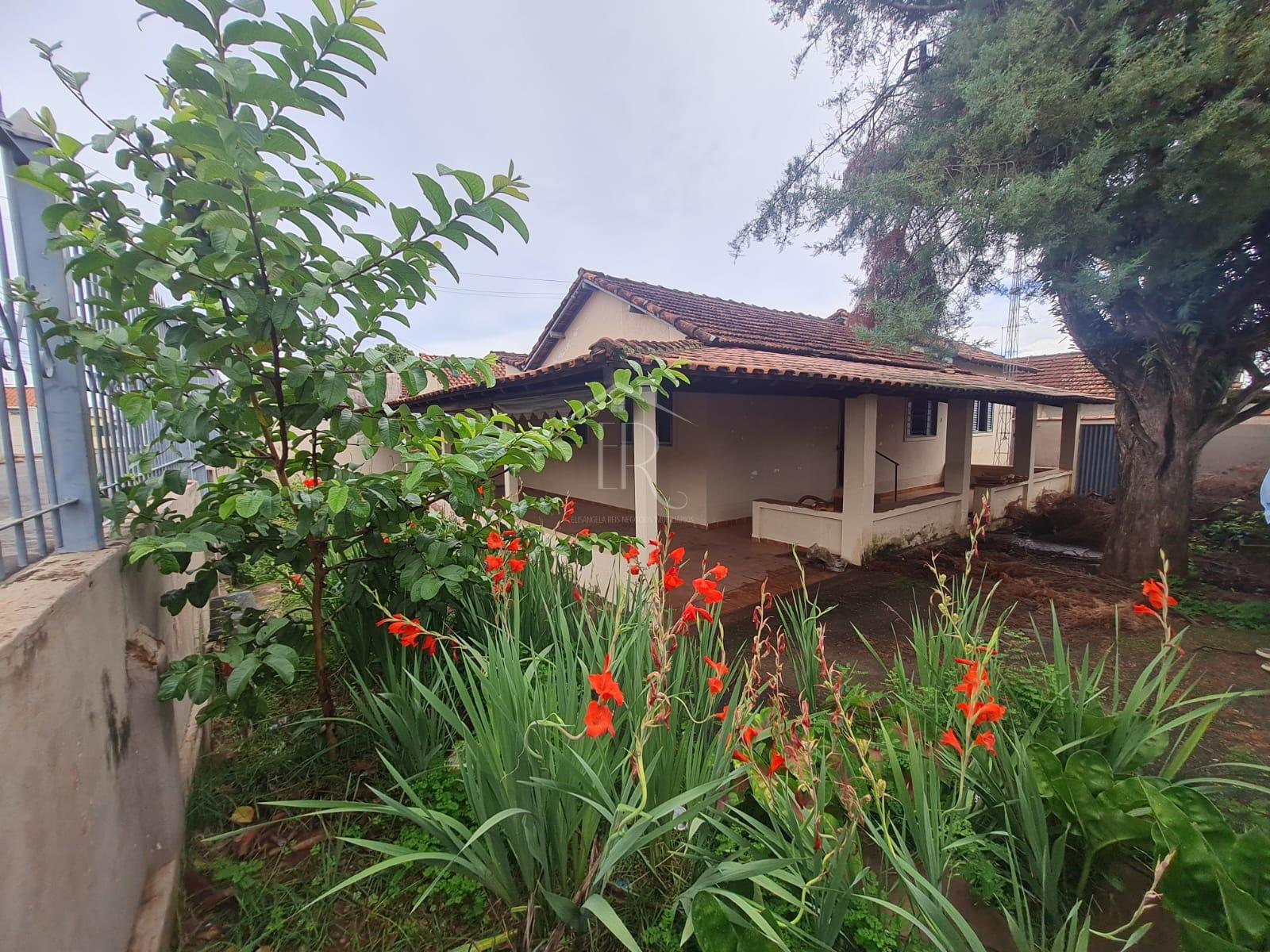 CASA À VENDA, SÃO JUDAS, SAO SEBASTIAO DO PARAISO - MG