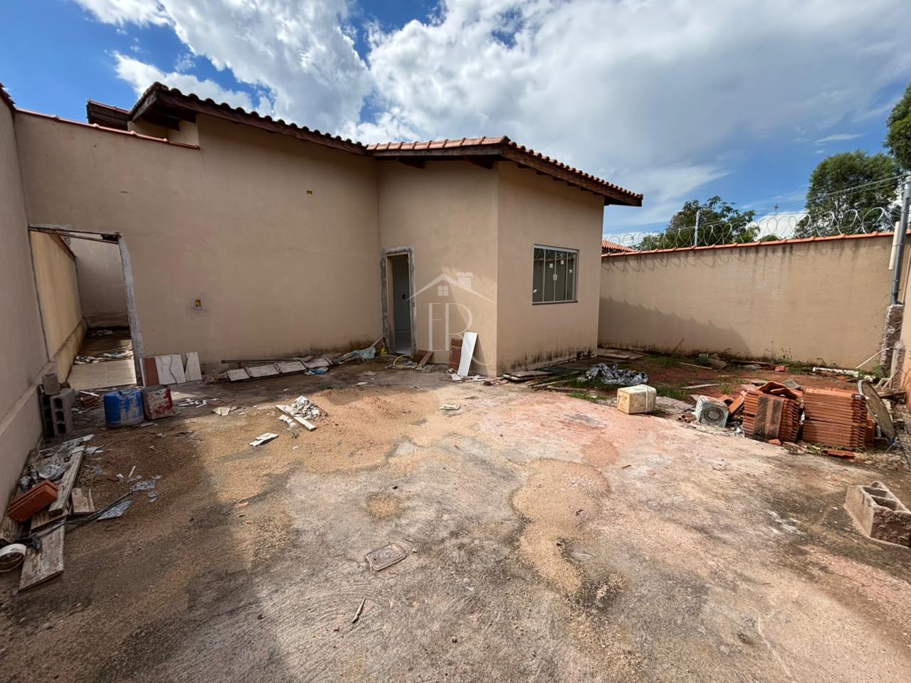 OPORTUNIDADE - CASA NOVA Ã VENDA, BAIRRO VILLAGE PARAÃSO, SÃO SEBASTIAO DO PARAISO - MG