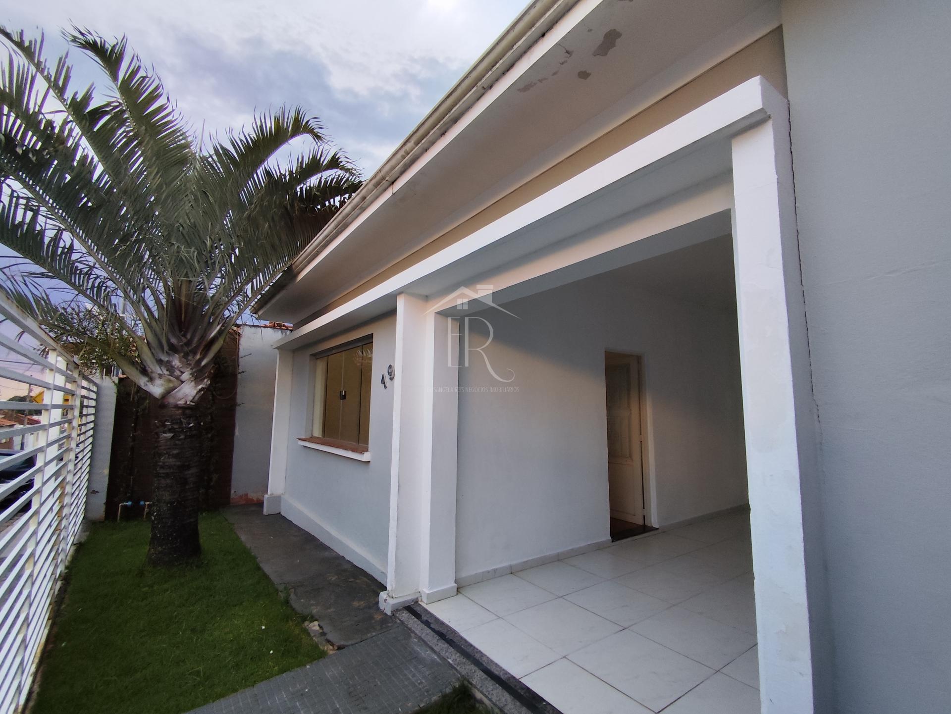 Casa Ã  venda bem localizada, LAGOINHA, SAO SEBASTIAO DO PARAISO - MG