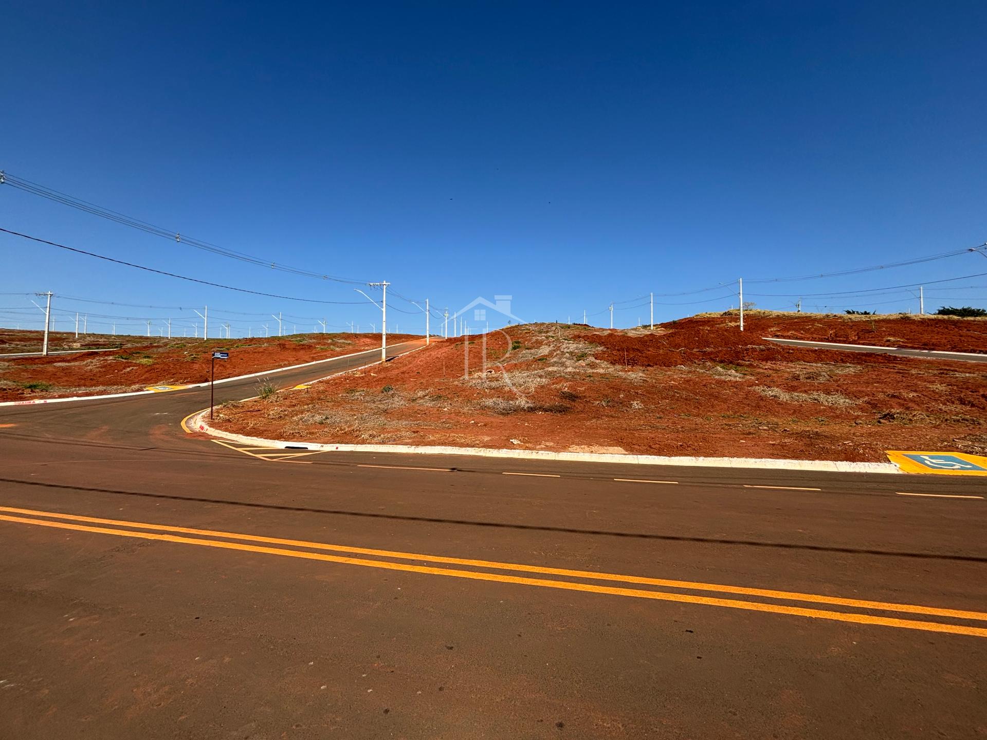 TERRENO DE ESQUINA 228M A VENDA, VALE DO SOL I, SAO SEBASTIAO DO PARAISO - MG