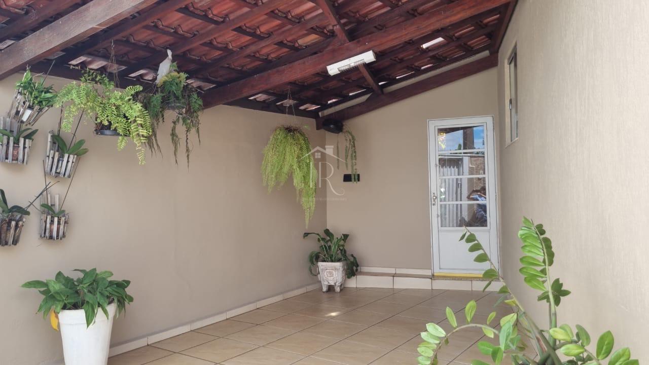 Casa a venda Rua Santa Luzia 3 dormitÃ³rios casa muito aconchegante