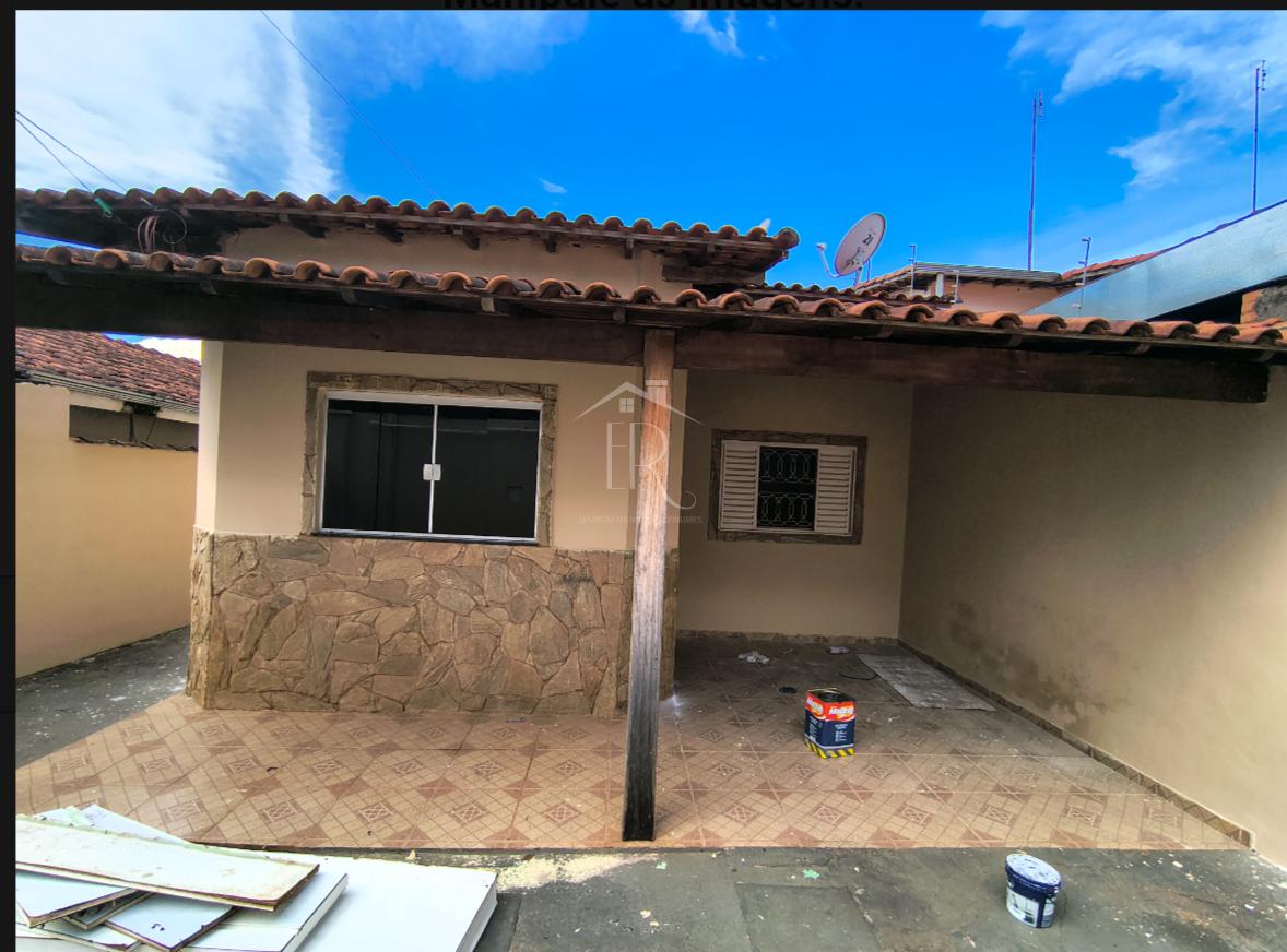 Ãtima casa, amplo quintal, 3 quartos, churrasqueira no Jardim Europa, SEBASTIAO DO PARAISO - MG