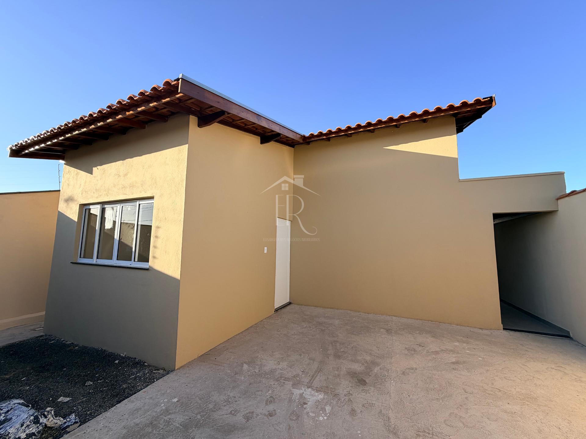 Casa Ã  venda no Village ParaÃ­so  Terreno com 200 mÂ² Ã³tima localizaÃ§Ã£o