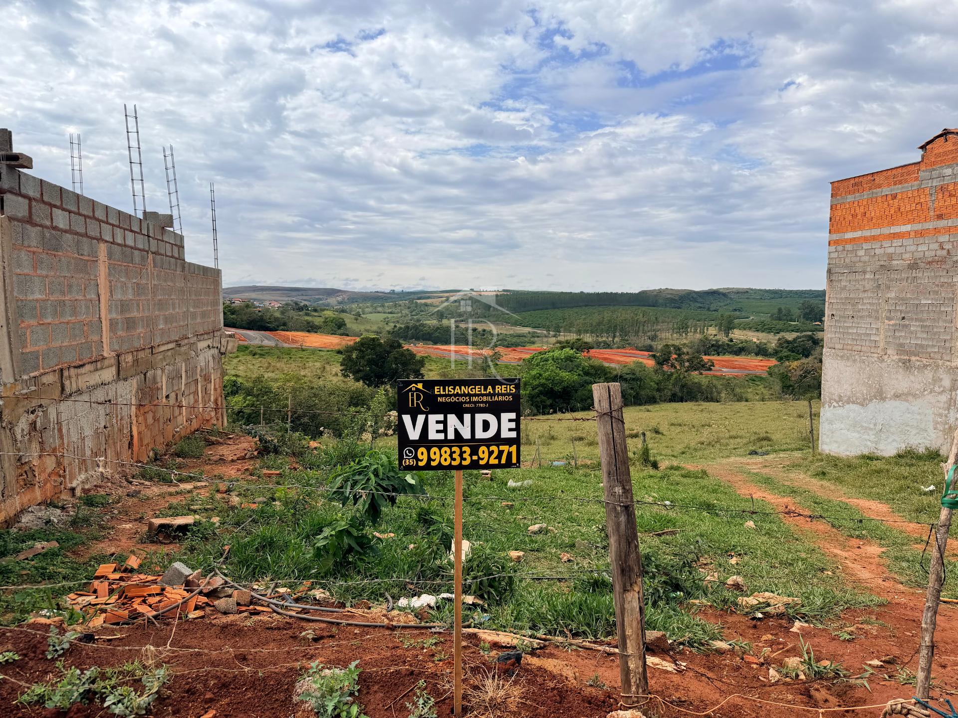 Terreno de 202,25 mÂ² Ã  venda no Belvedere III por apenas R$ 75 mil