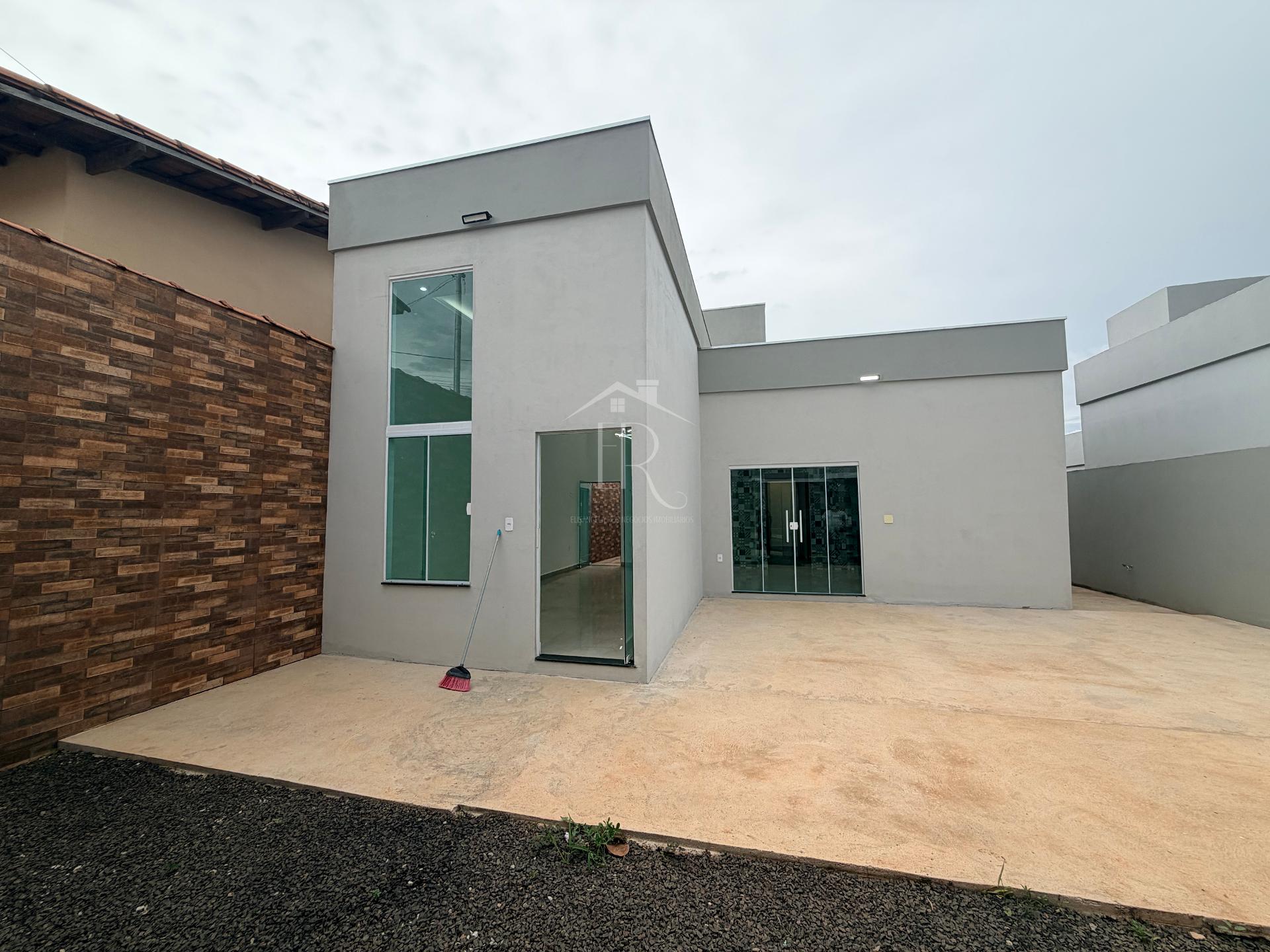 Casa moderna Ã  venda no Belvedere I, em SÃ£o SebastiÃ£o do ParaÃ­so MG