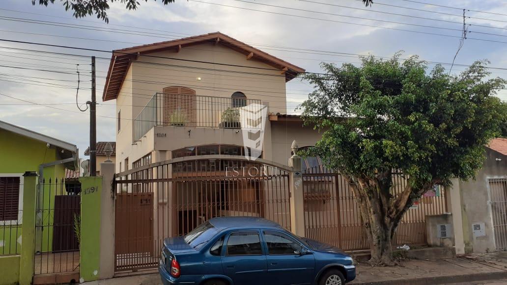 Sobrado com 2 dormitórios para locação, Vila Maria, AVARE - SP