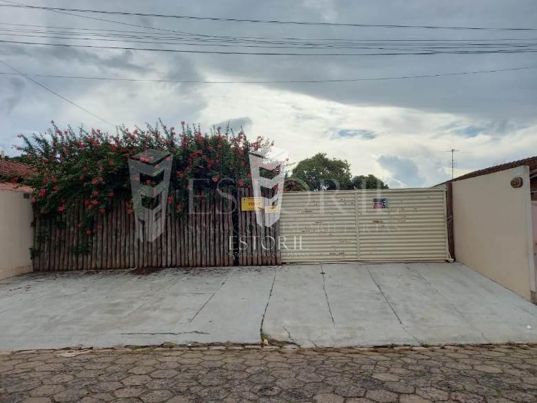 Casa com 2 dormitórios à venda, Tres Ranchos, CERQUEIRA CESAR ...