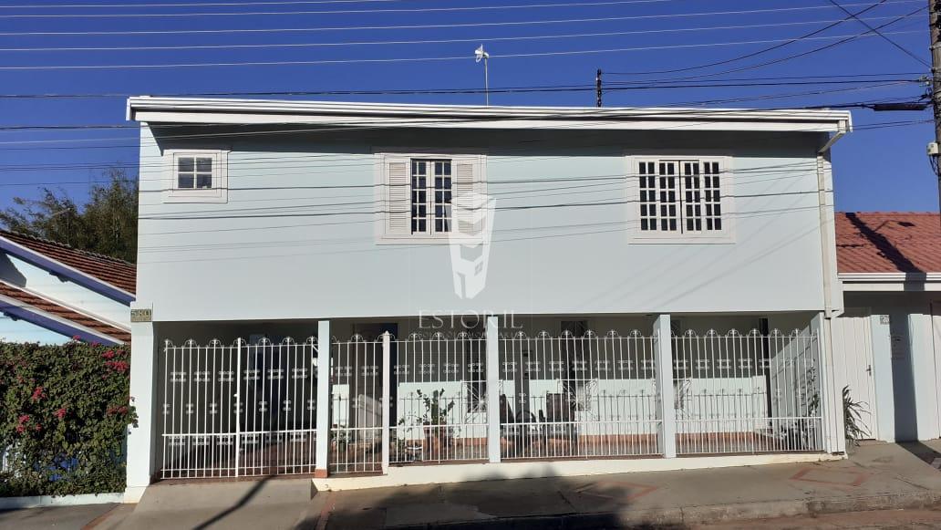 Sobrado com 6 dormitórios à venda, Centro, AVARE - SP