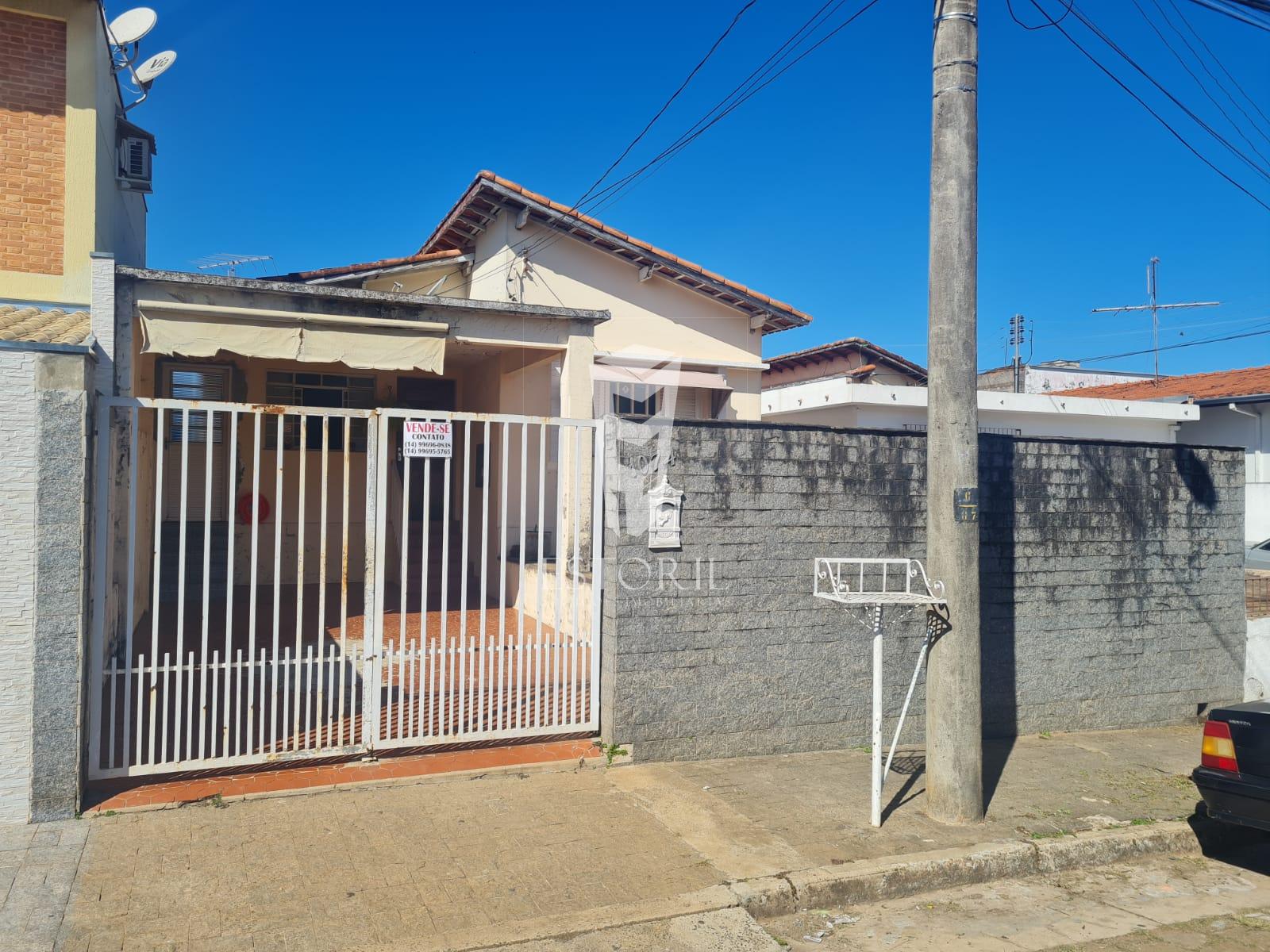 Casa com 2 dormitórios à venda, Centro, AVARE - SP