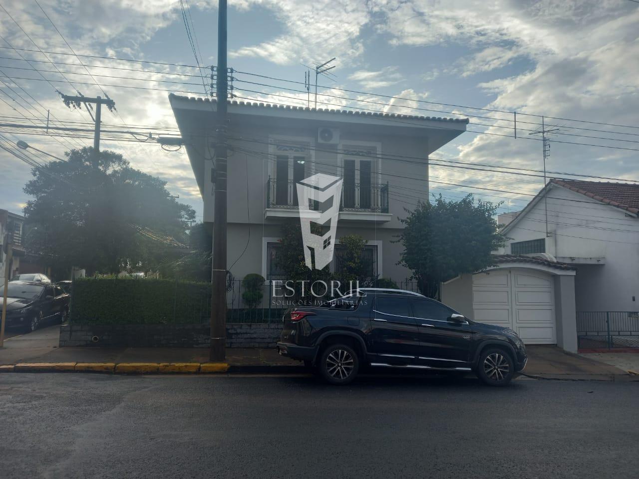 Sobrado com 3 dormitórios à venda, Centro, AVARE - SP