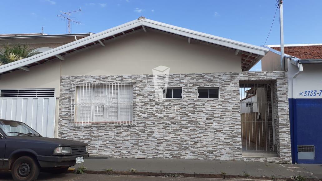 Casa com 2 dormitórios para locação, Centro, AVARE - SP