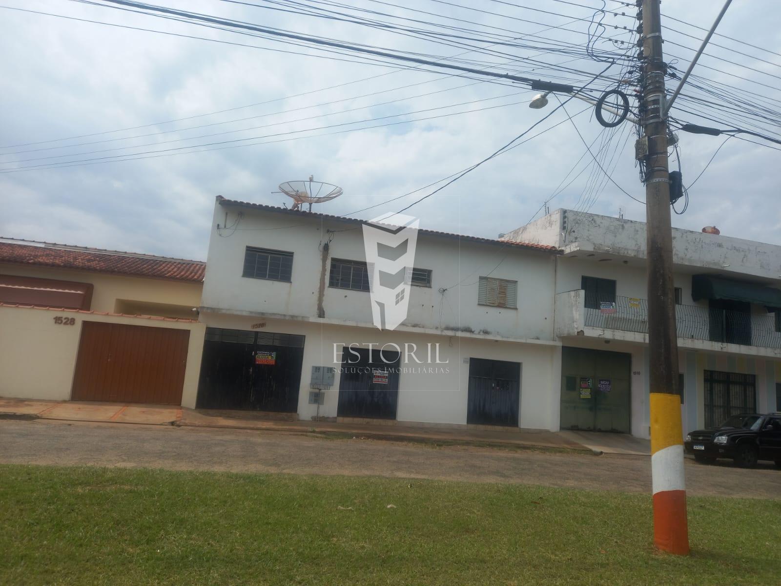 SOBRADO PARA VENDA.