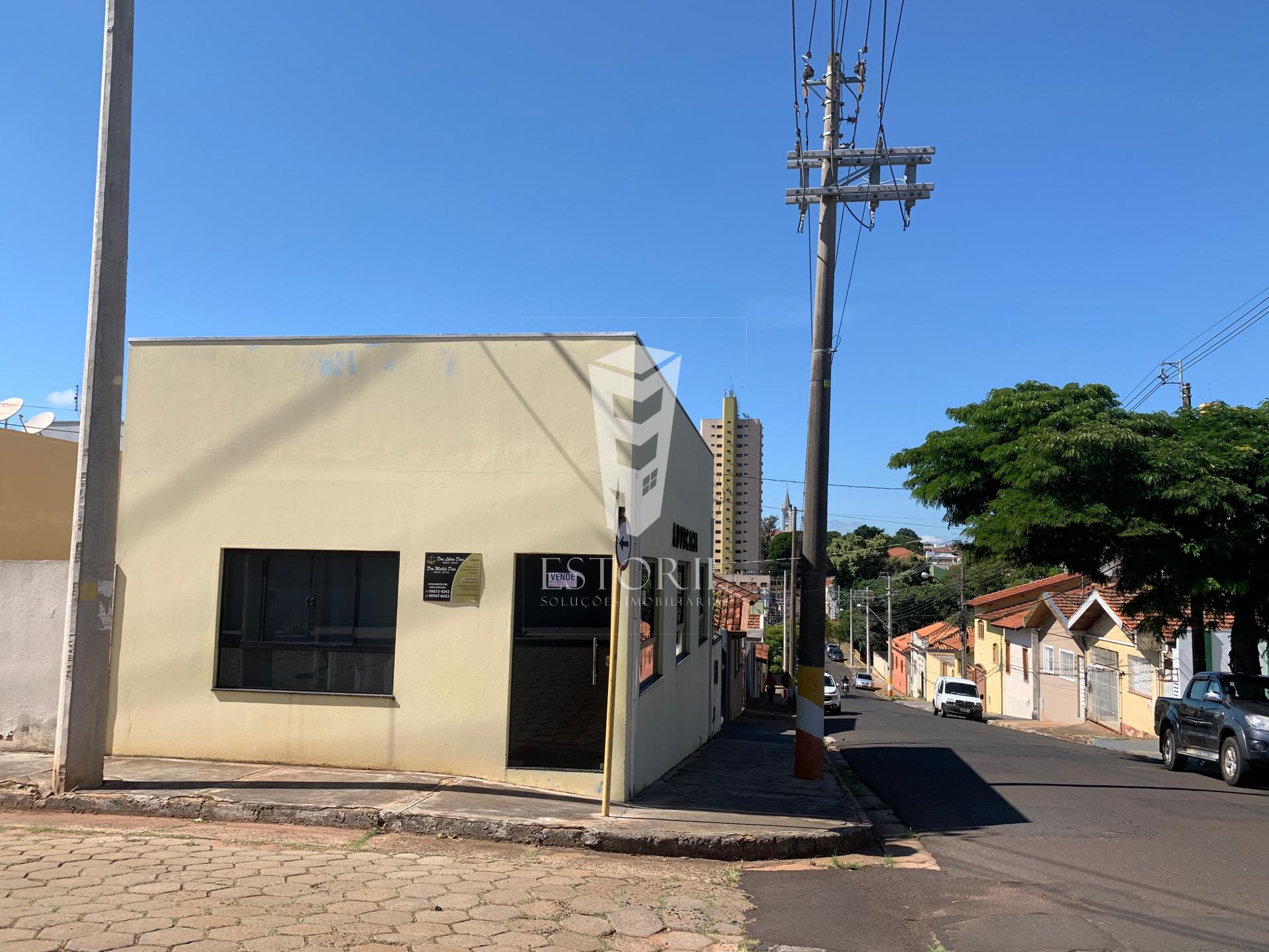 SALAS COMERCIAS E CASA Á VENDA, BAIRRO ALTO, AVARE - SP