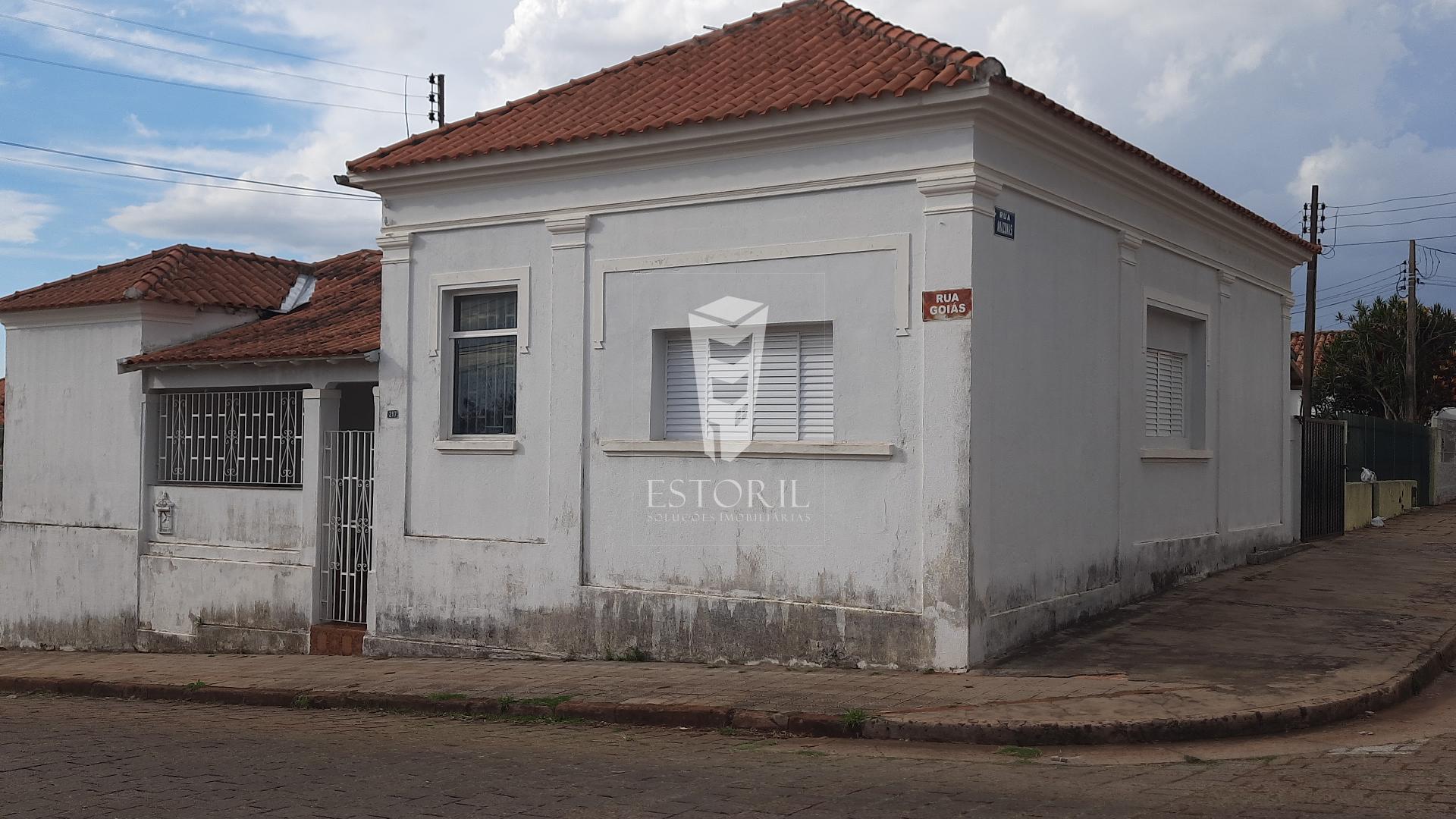 Casa com 3 dormitórios à venda, Centro, AVARE - SP