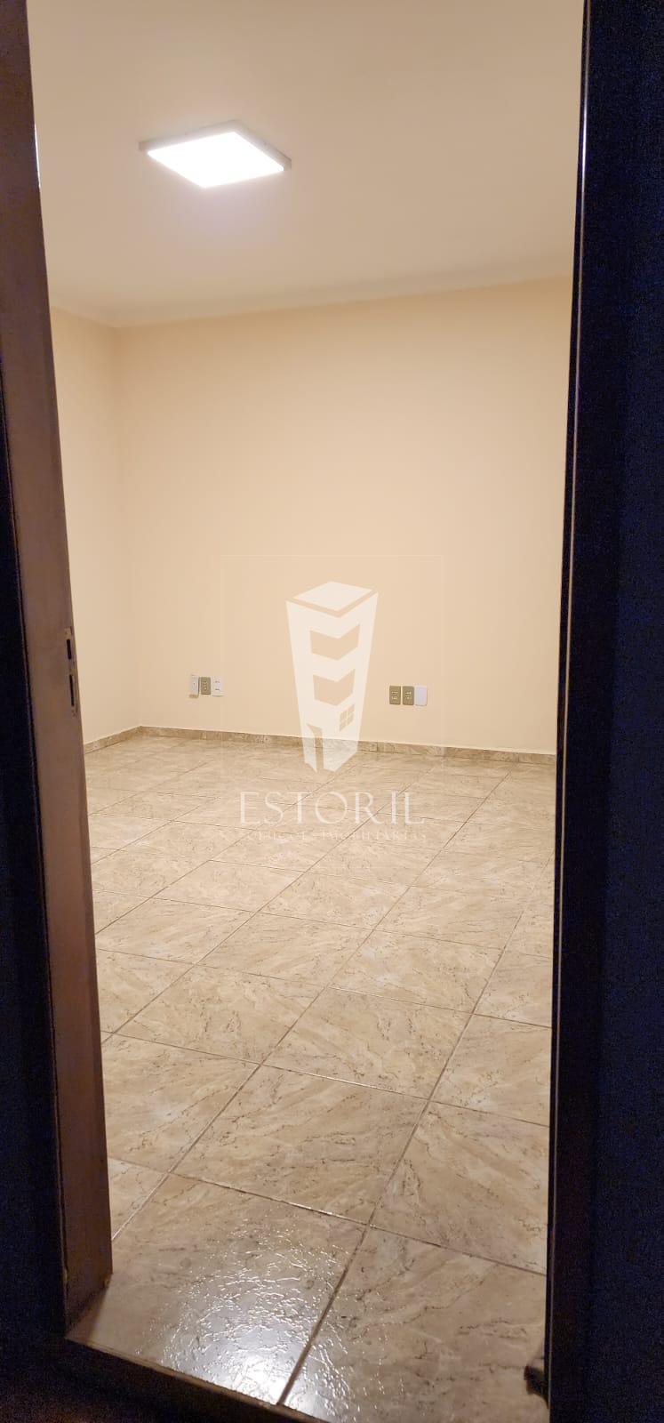 Casa à venda com 2 quartos, 150m² - Foto 6