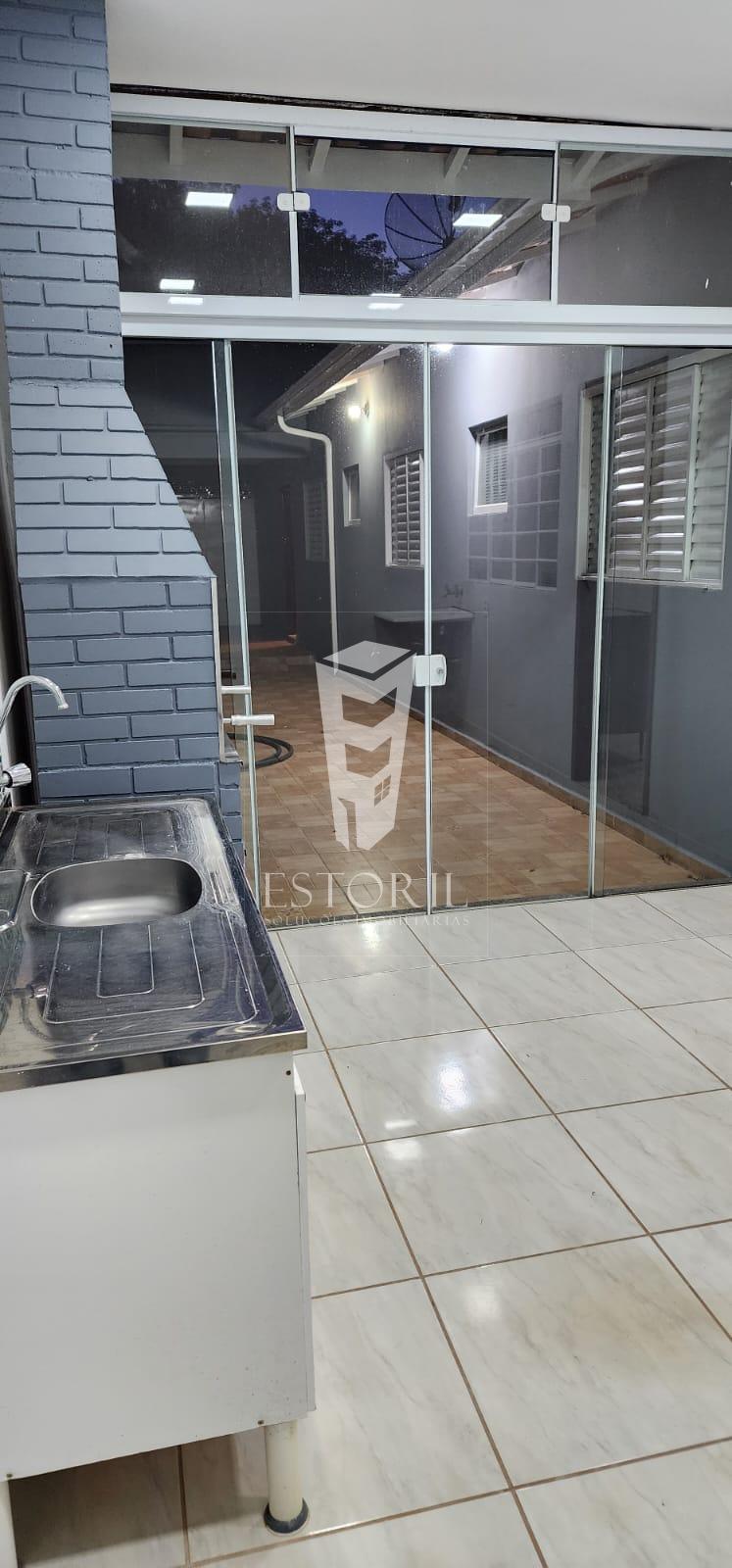 Casa à venda com 2 quartos, 150m² - Foto 4