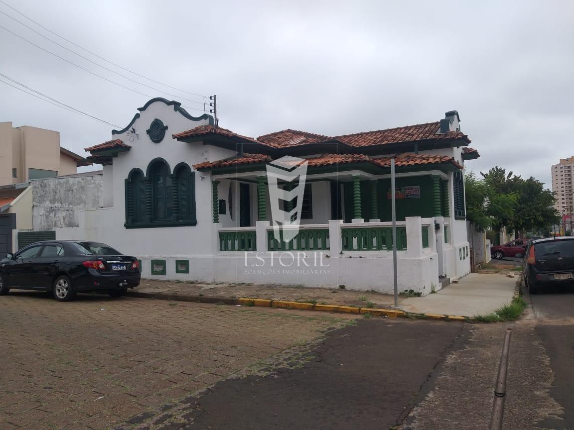 Casa com 3 dormitórios para locação, Centro, AVARE - SP