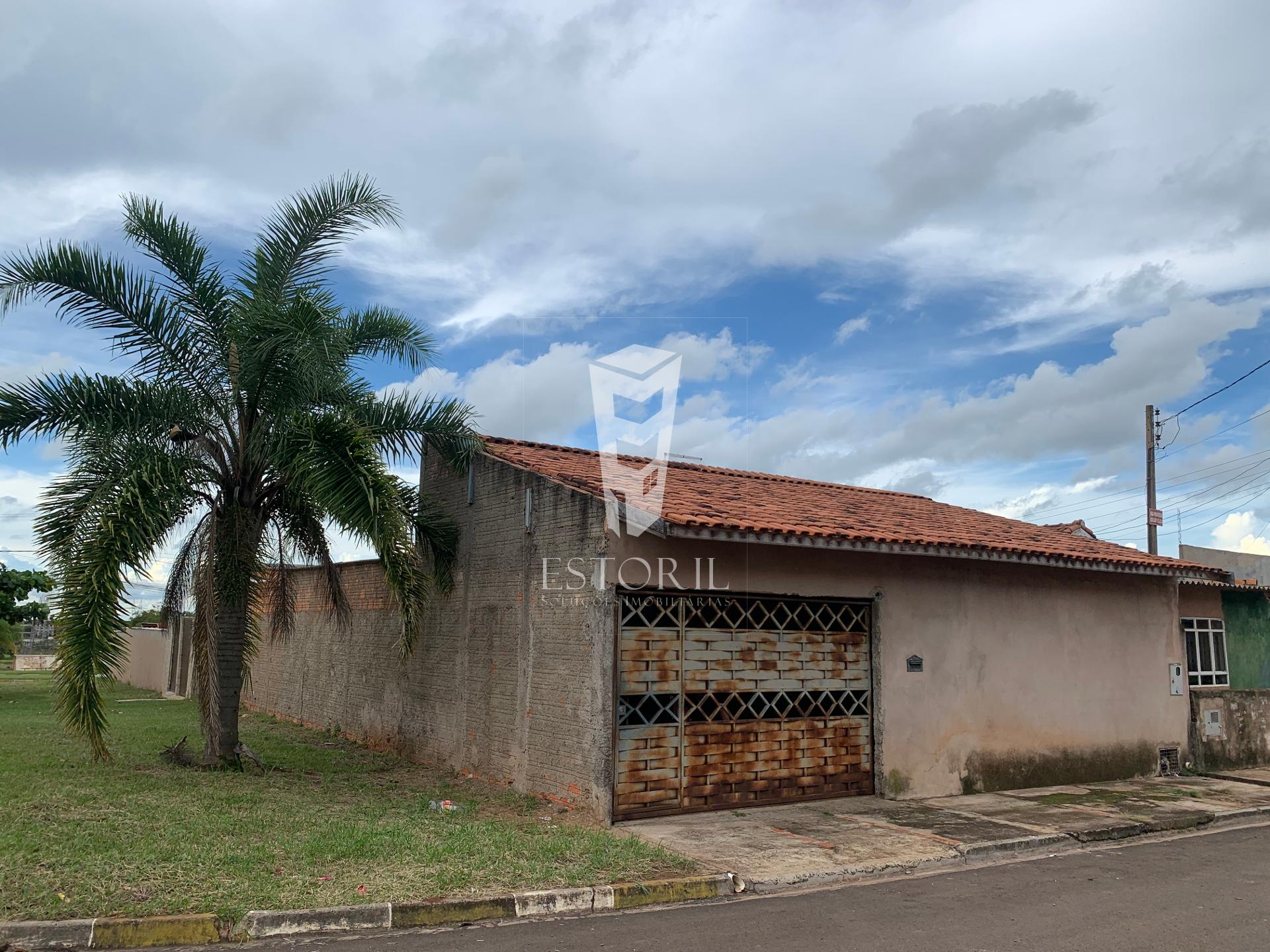 CASA COM PISCINA Á VENDA -  DUILIO GAMBINI, AVARE - SP