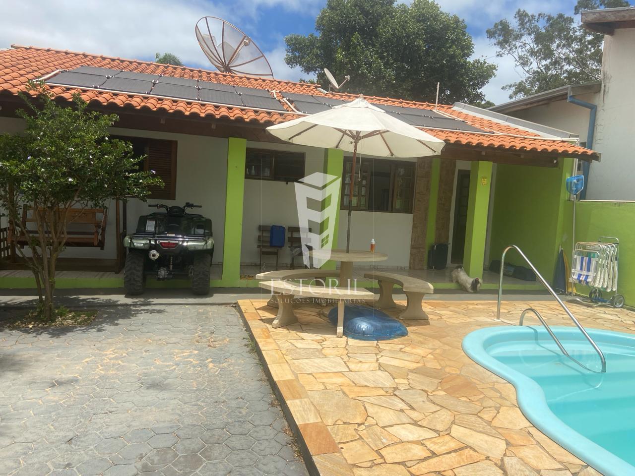 Casa à venda, condomínio prainha.