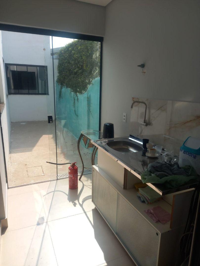 SALA COMERCIAL BEM LOCALIZADA PARA LOCAÇÃO EM AVARÉ SP, CENTRO.
