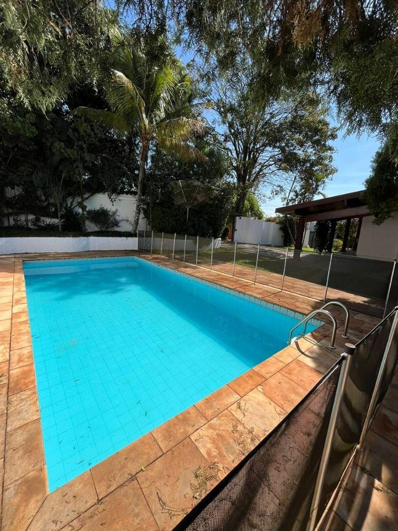 SOBRADO COM ÓTIMA LOCALIZAÇÃO PARA LOCAÇÃO EM AVARÉ - SP, BAIR...