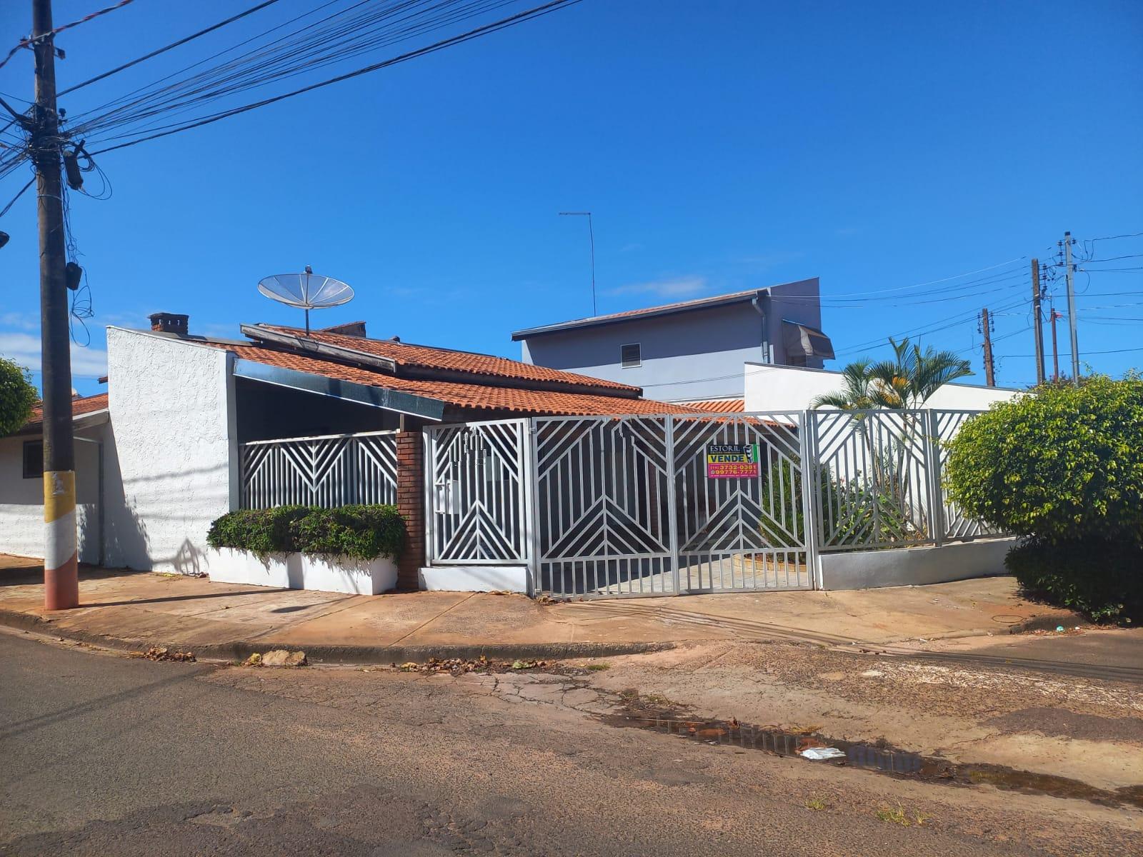Casa à venda, CONJUNTO HABITACIONAL BRASIL NOVO, AVARE - SP