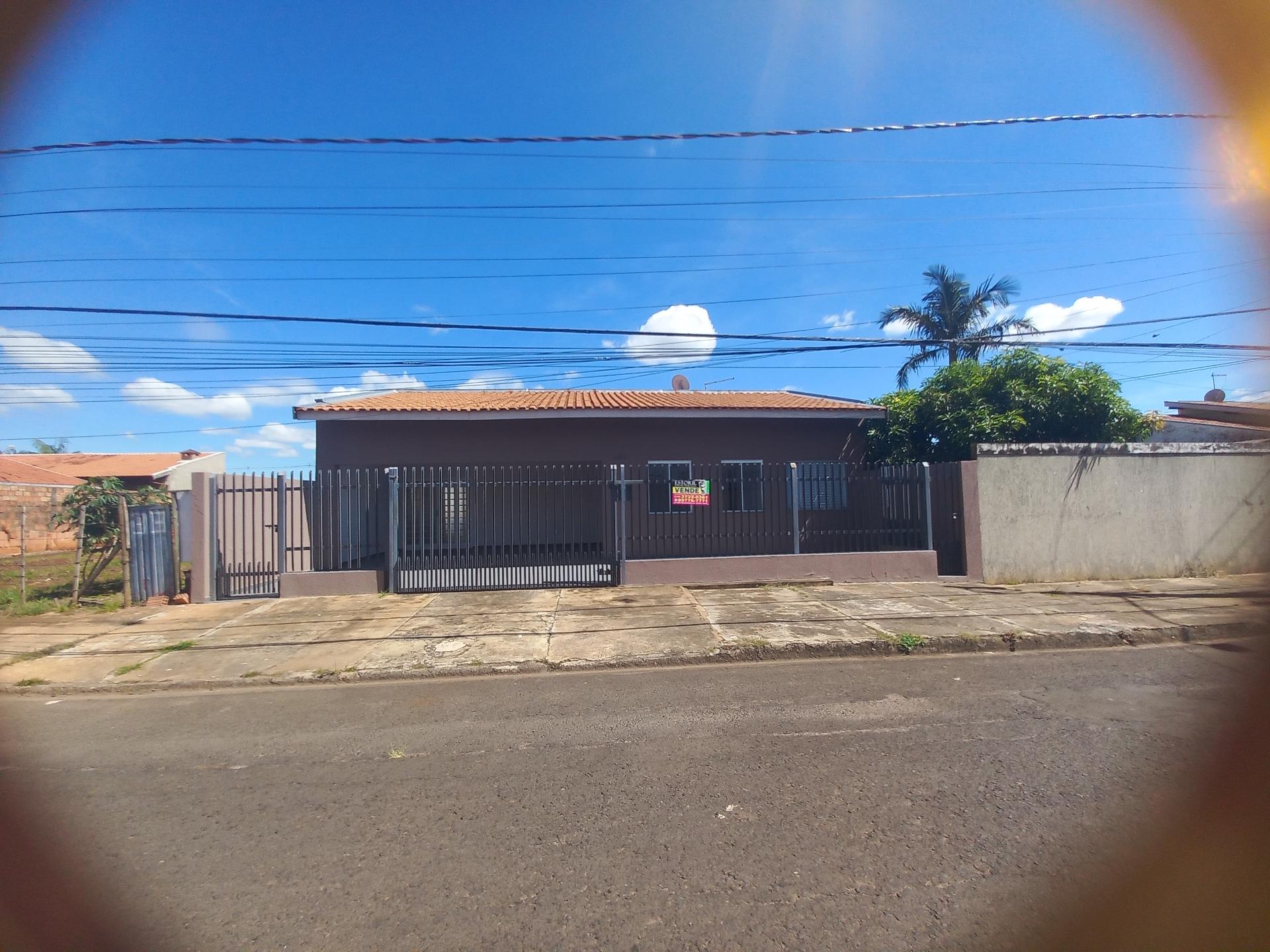 Casa á venda com ótima localização, BRABANCIA, AVARE - SP