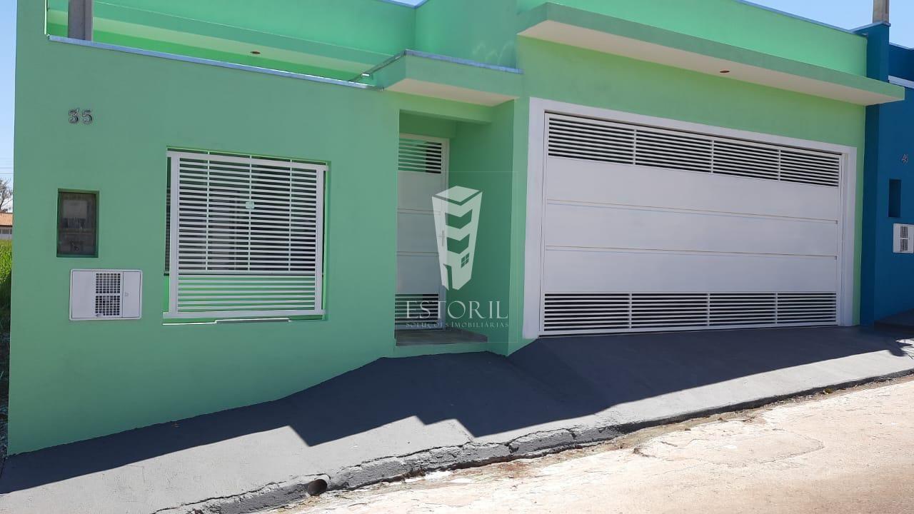 CASA Á VENDA