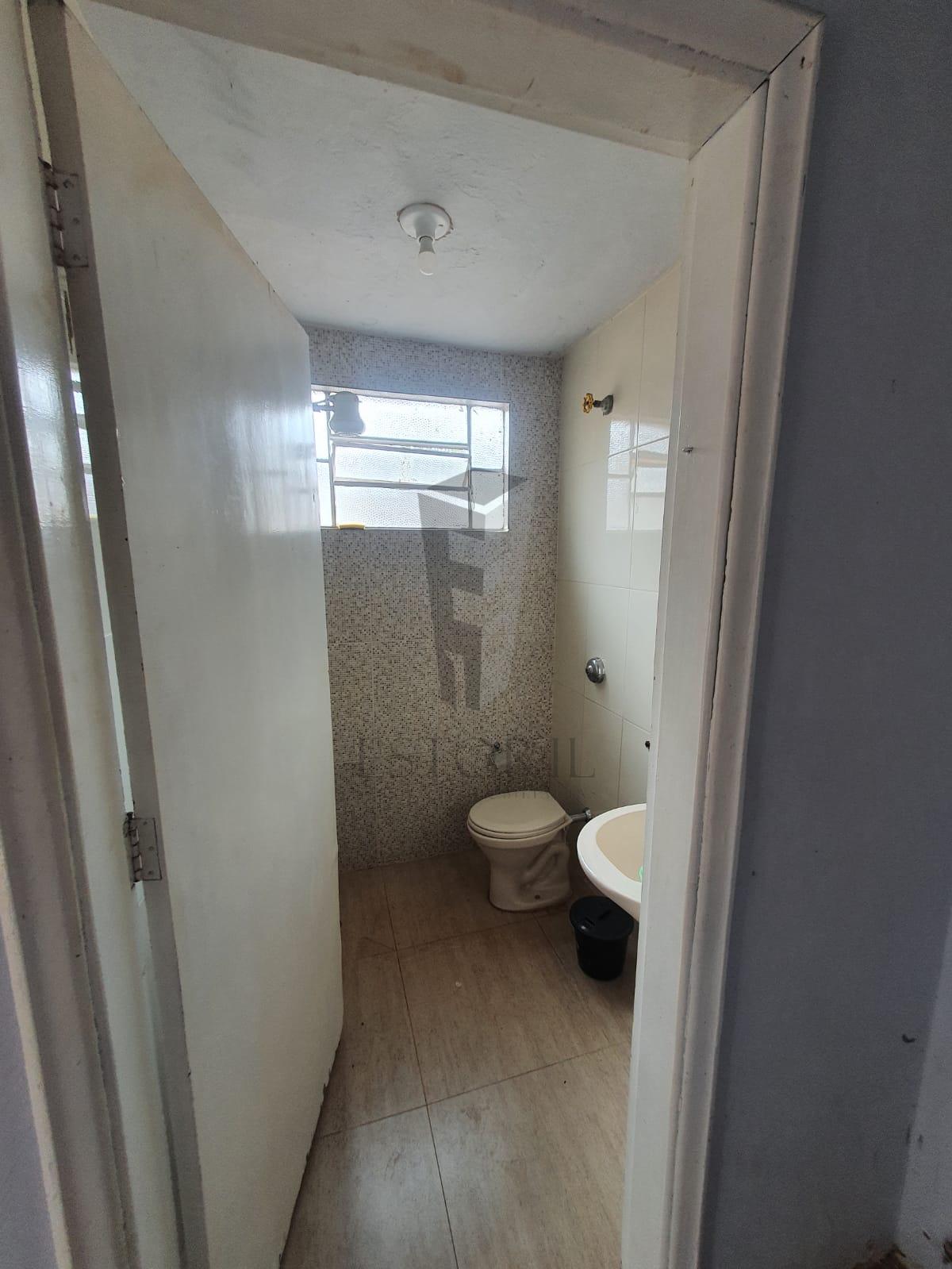 Casa à venda com 3 quartos, 344m² - Foto 3
