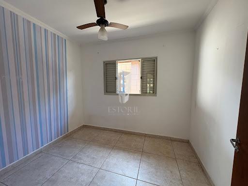 Casa à venda com 3 quartos, 2250m² - Foto 3