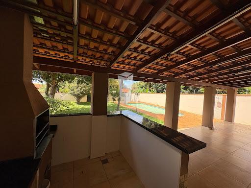 Casa à venda com 3 quartos, 2250m² - Foto 21