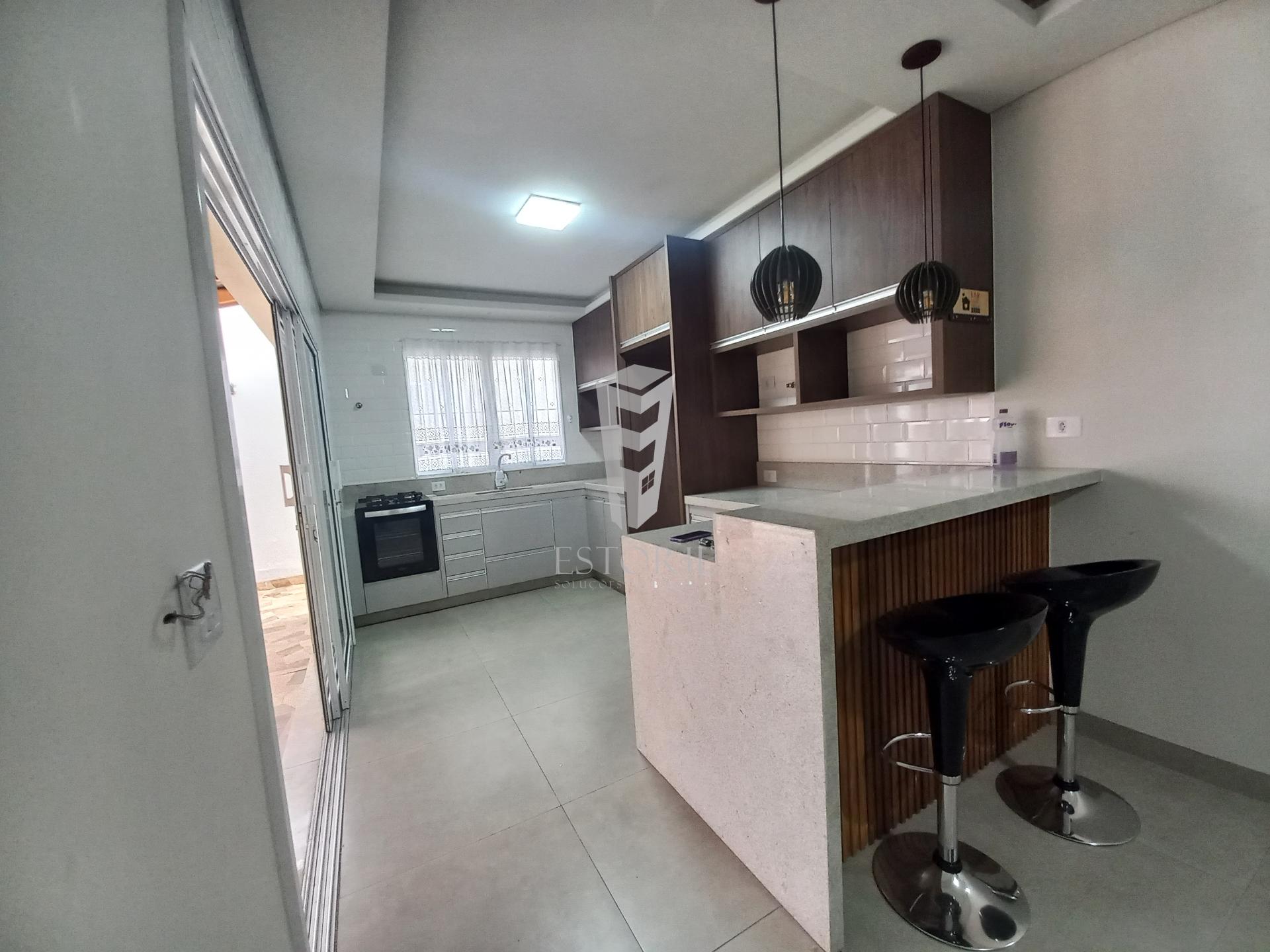 Casa para alugar com 2 quartos, 264m² - Foto 11