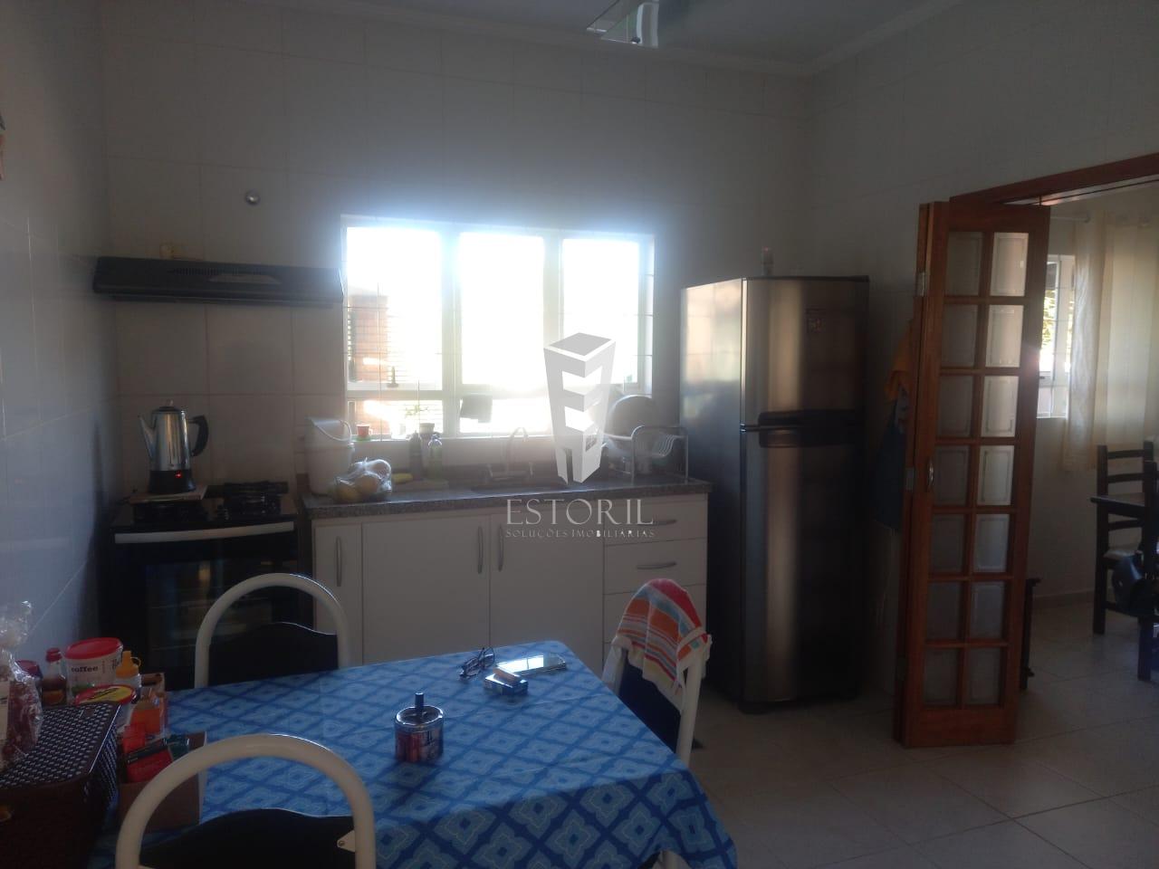 Casa à venda com 2 quartos, 492m² - Foto 11