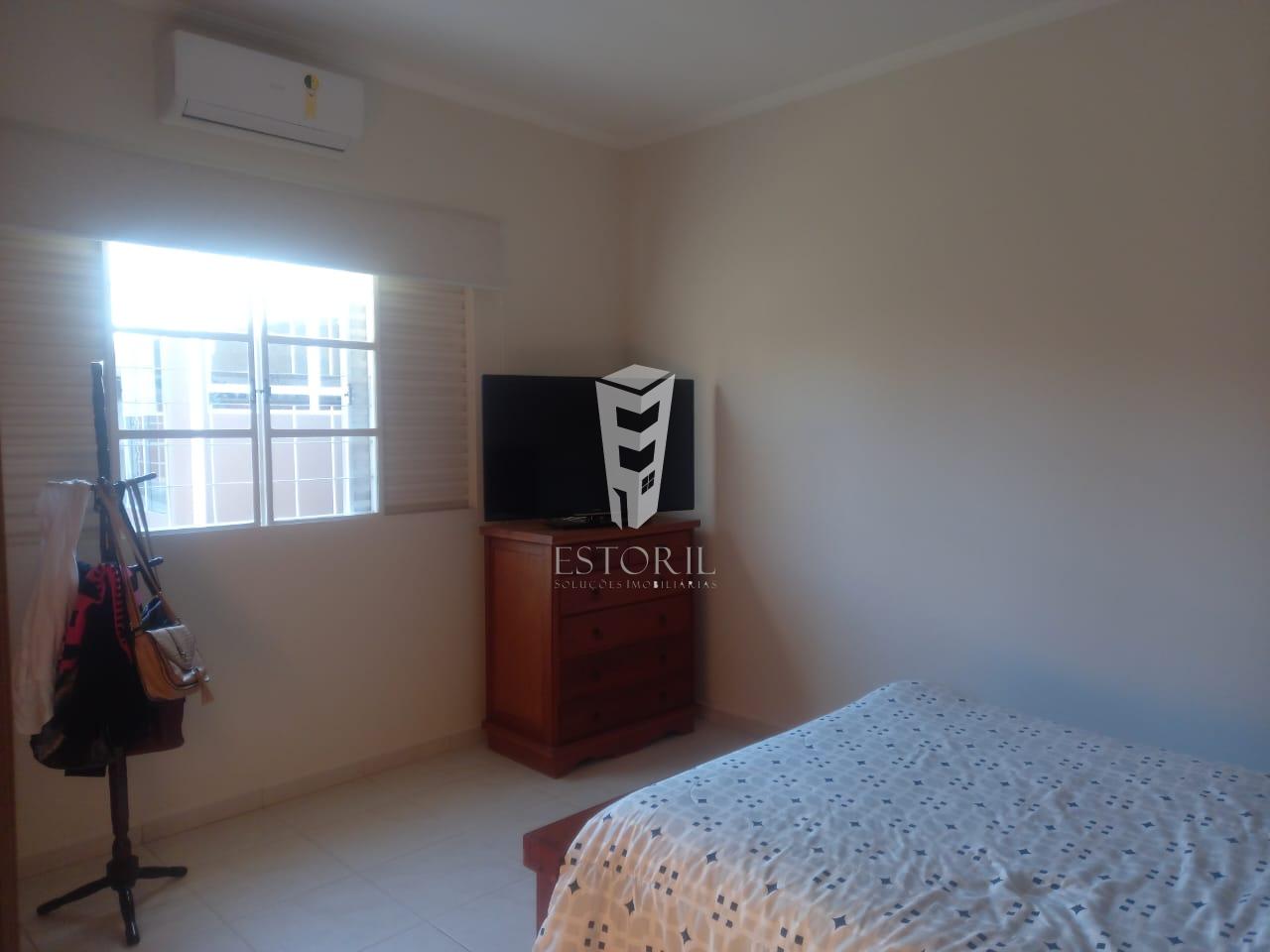 Casa à venda com 2 quartos, 492m² - Foto 15