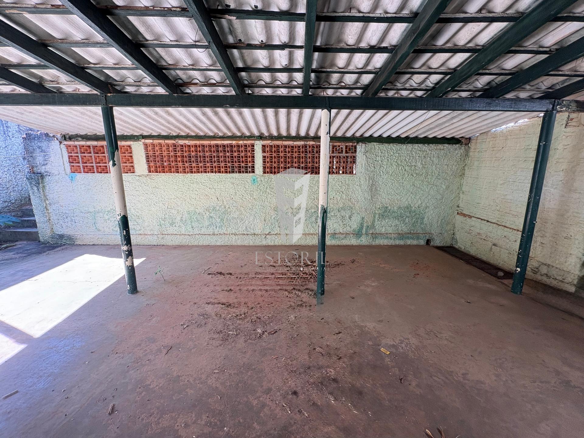 Casa à venda com 2 quartos, 261m² - Foto 11