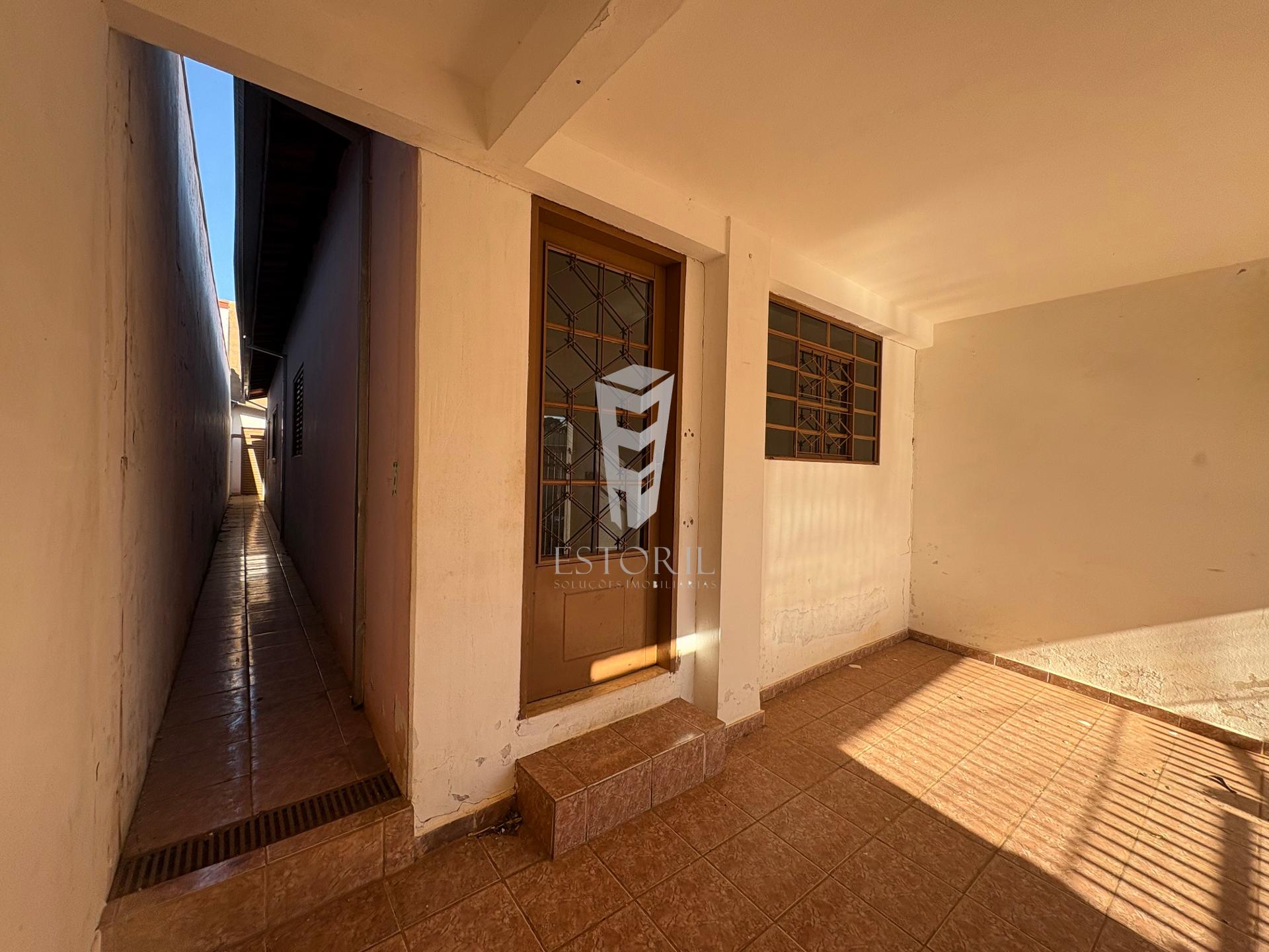 Casa à venda com 2 quartos, 125m² - Foto 3