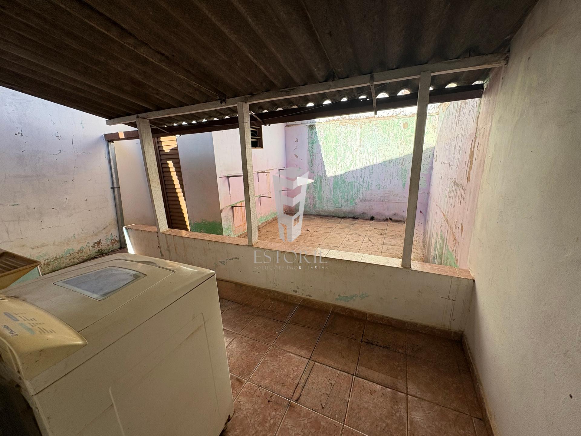 Casa à venda com 2 quartos, 125m² - Foto 11