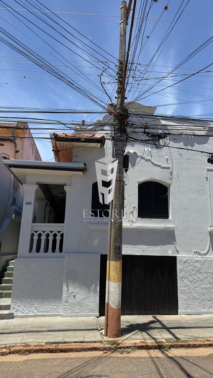 Casa com 2 dormitórios para locação, Centro, AVARE - SP