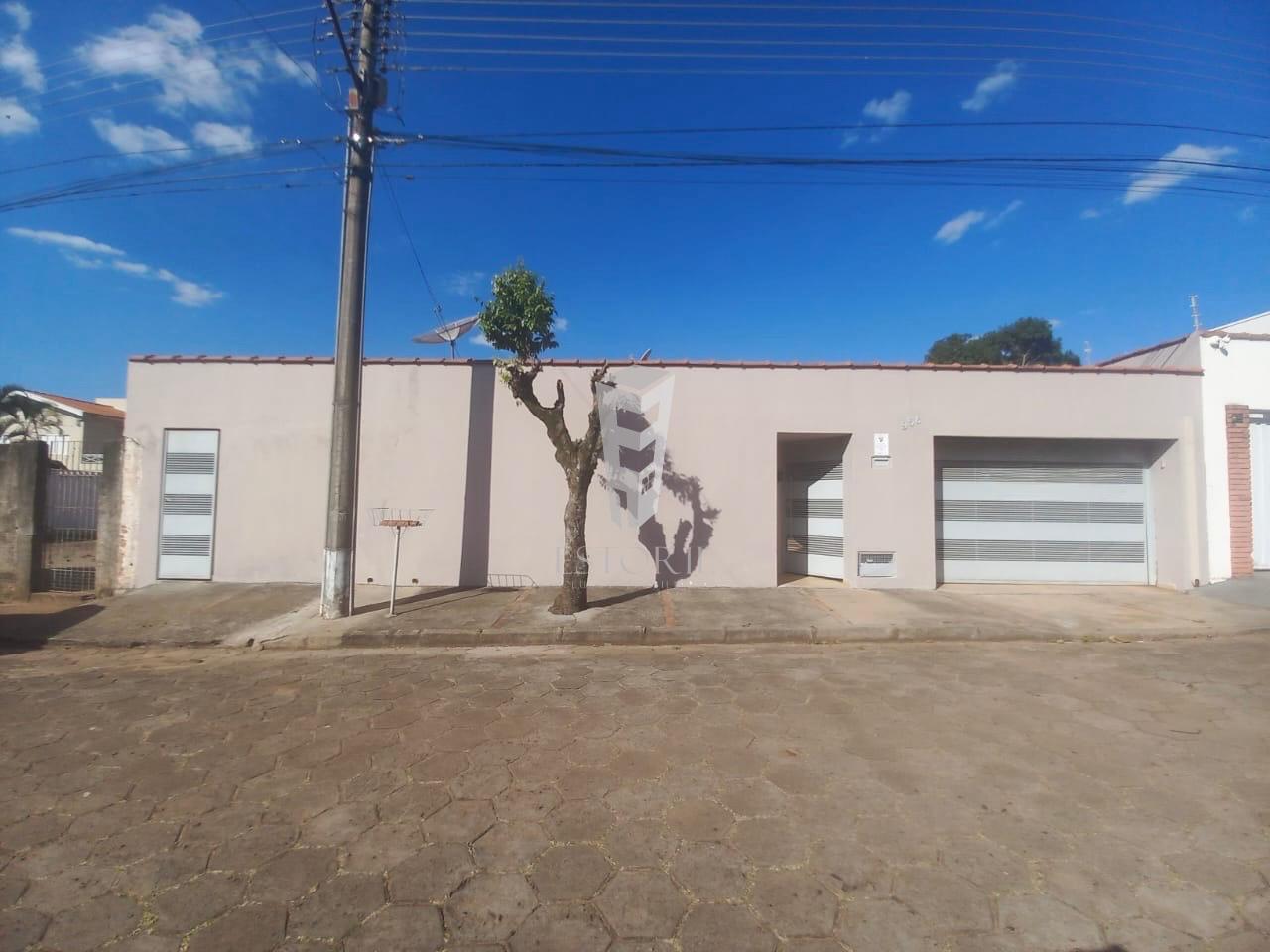 Casa, 3 quartos, 450 m² - Foto 1