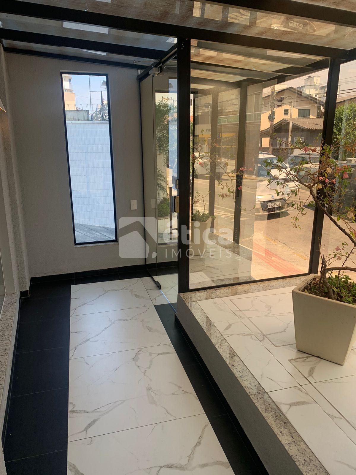 Apartamento semi mobiliado e com vaga de garagem para locação ...