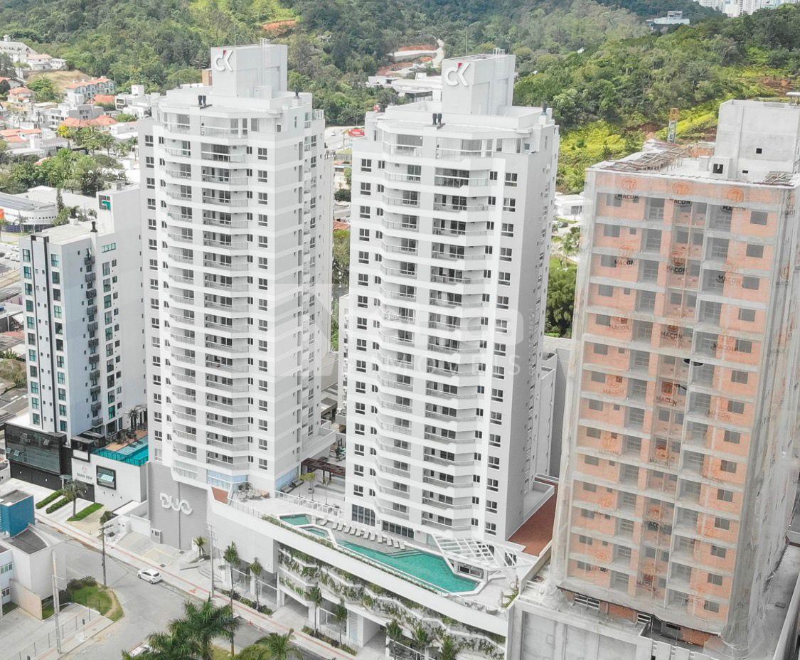 Seu Novo Lar na Praia Brava  1 Suíte   1 Dorm no Duo Brava