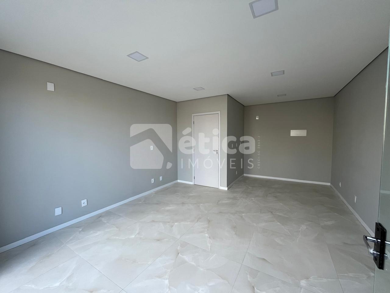 Sala Comercial para locação, na rua Reinaldo Schmithausen Cord...