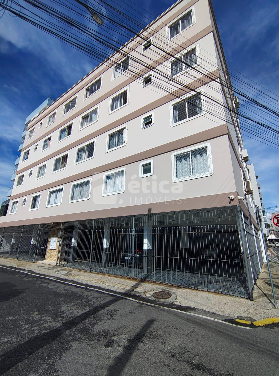 Apartamento 02 dormitórios para locação, bairro Fazenda, ITAJA...