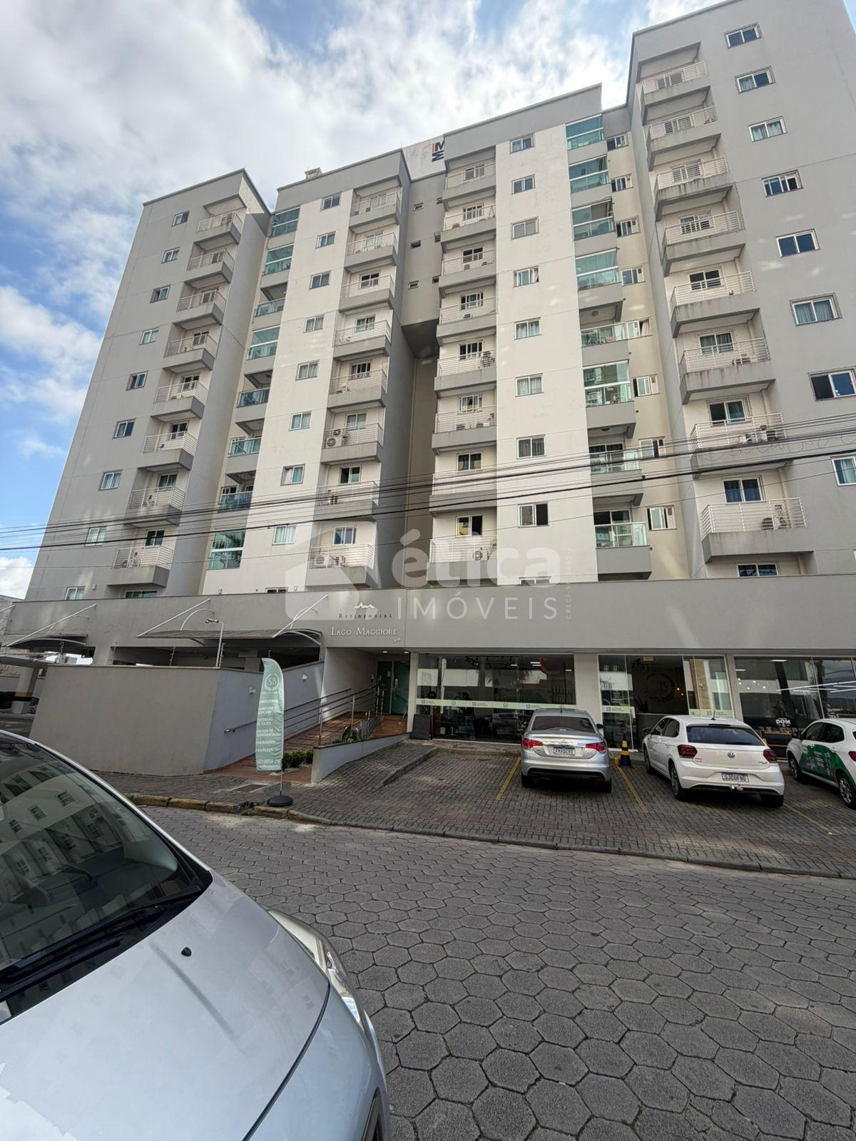 Apartamento Mobiliado com 2 Dormitórios para Locação em Cordei...