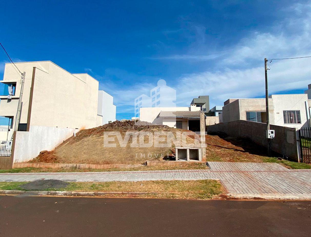LOTE COM EDÍCULA LOCALIZADO NO BAIRRO JARDIM FLORESTA