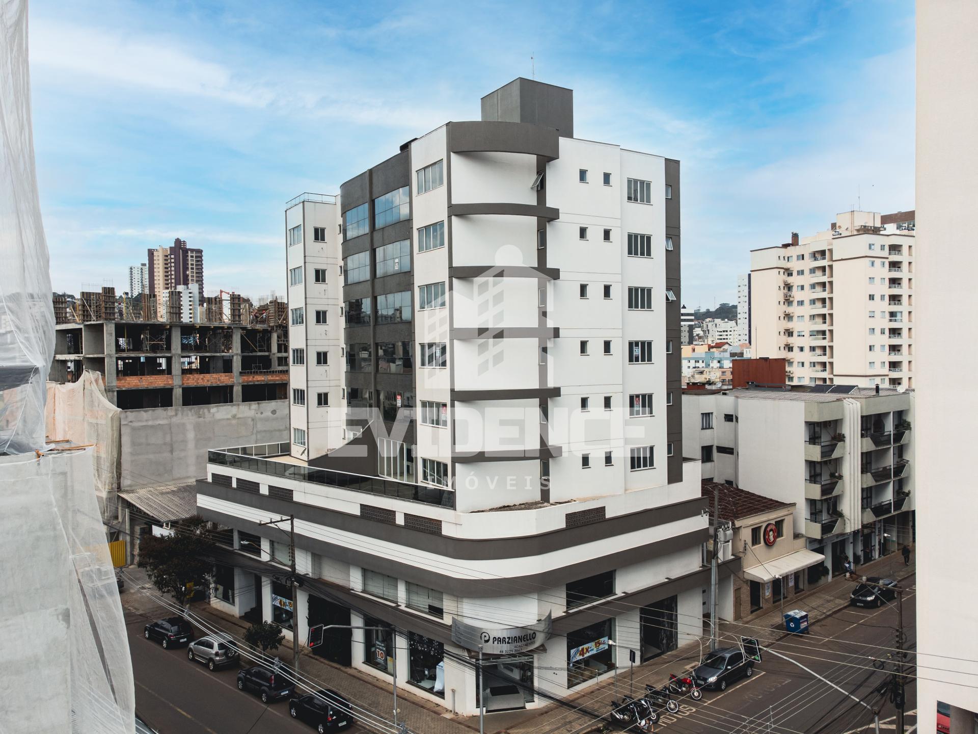 APARTAMENTO Á VENDA NO EDIFÍCIO GUILHERMINA PARZIANELLO