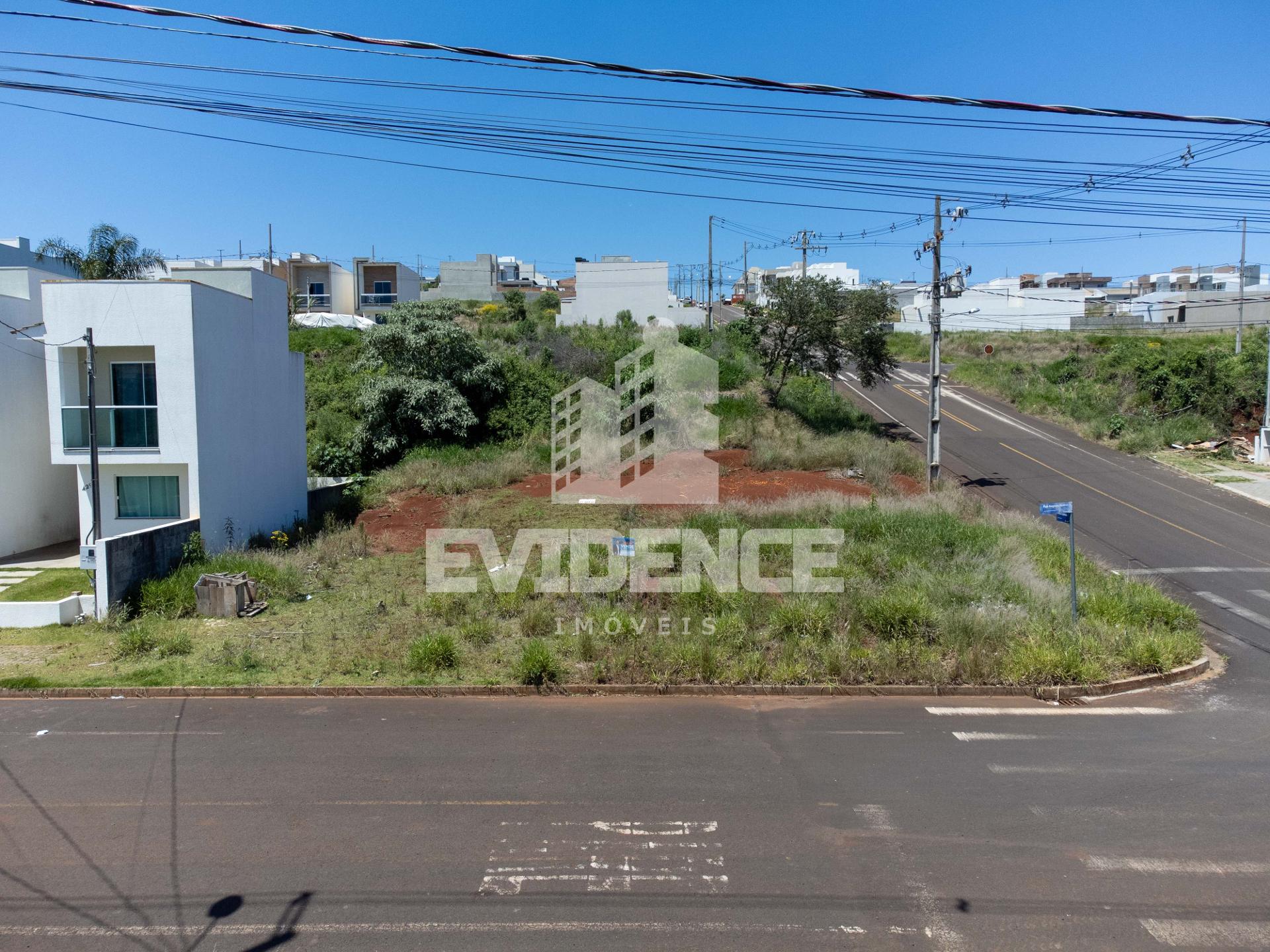 TERRENO À VENDA LOCALIZADO NO BAIRRO FRARON