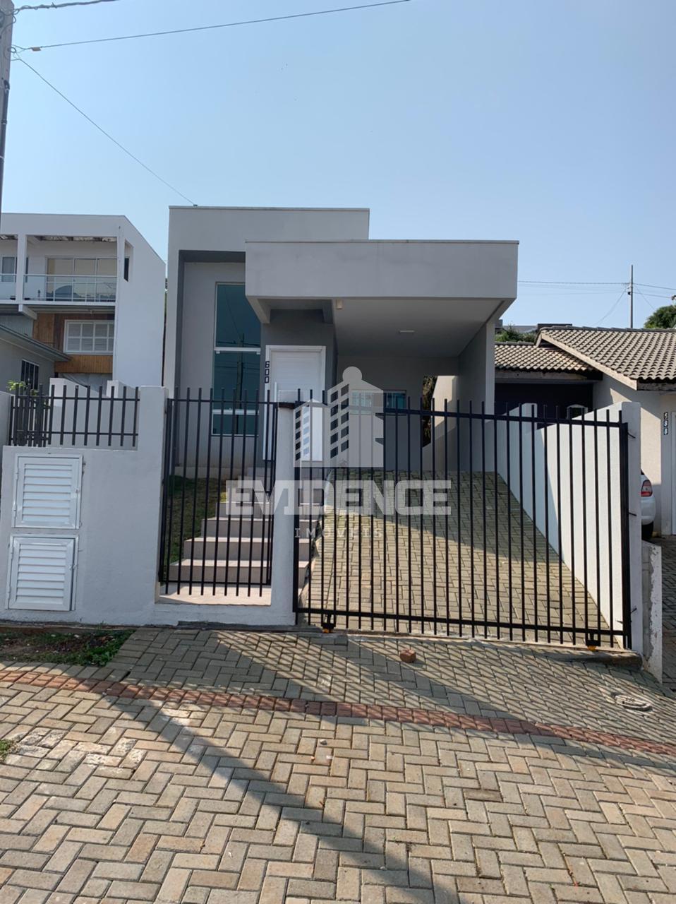 CASA À VENDA LOCALIZADA NO BAIRRO FRARON