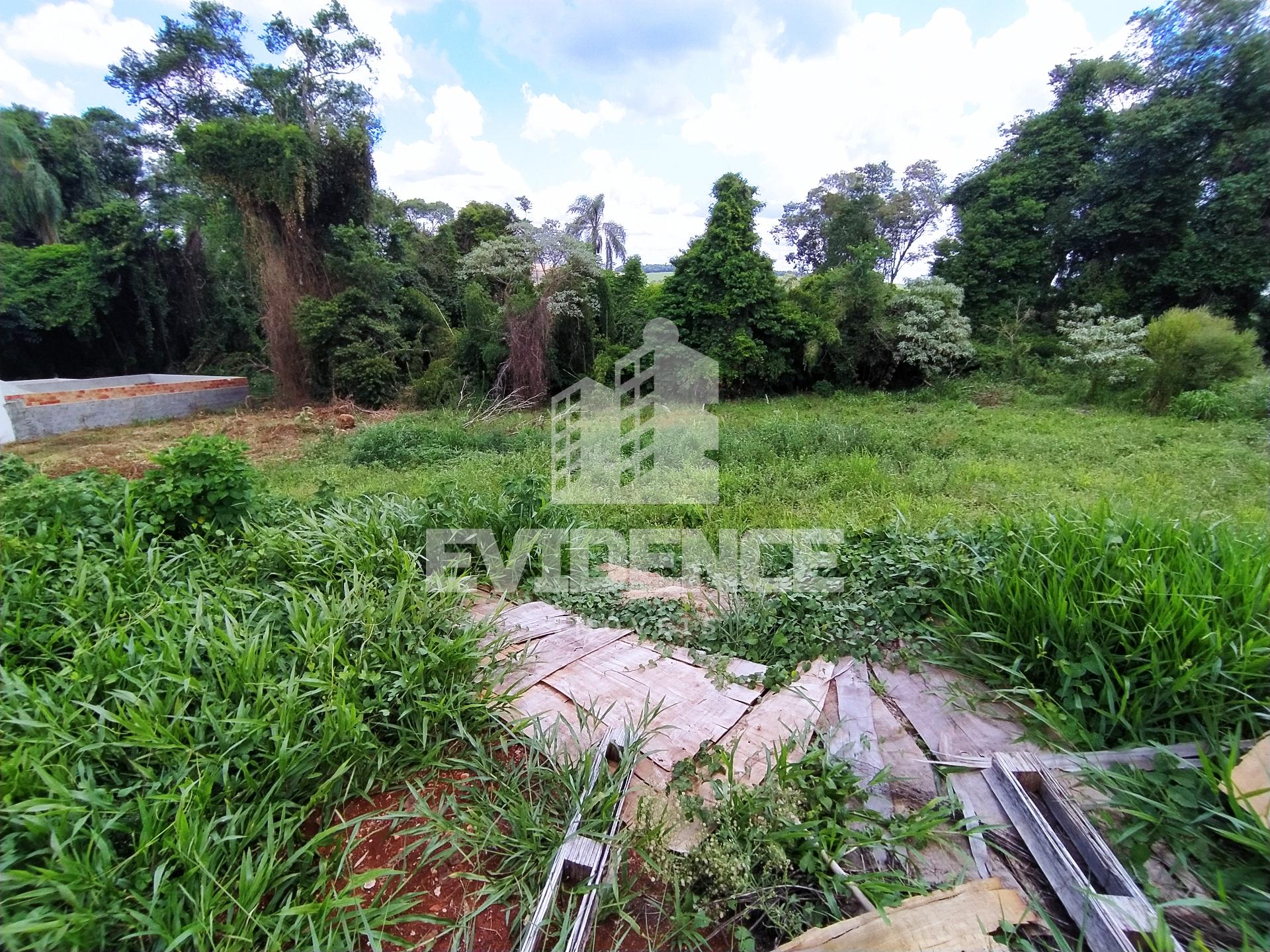 TERRENO À VENDA LOCALIZADO NO BAIRRO FRARON